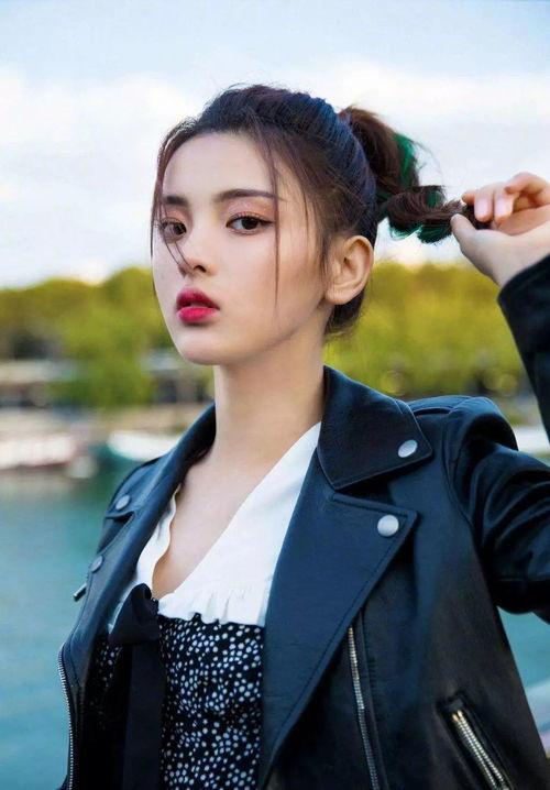 娱乐吃瓜酱类似博主,明星幕后那些事儿,吃瓜群众必看!